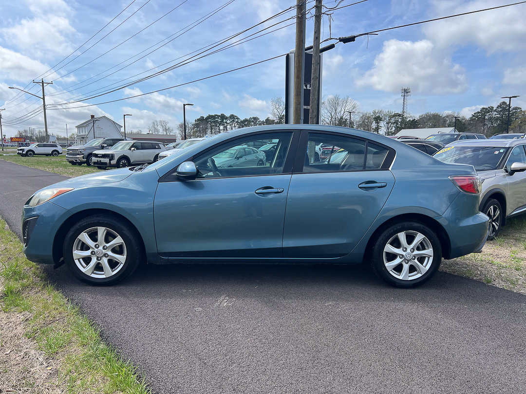 Used 2011 Mazda MAZDA3 i Touring with VIN JM1BL1VG7B1380088 for sale in Selbyville, DE
