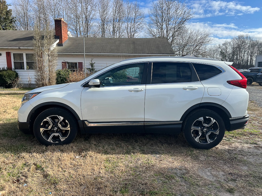 Used 2017 Honda CR-V Touring AWD SUV