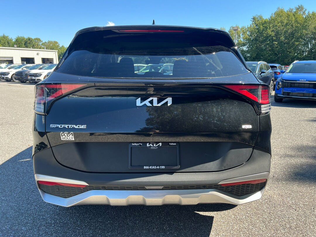 2023 Kia Sportage LX photo 4