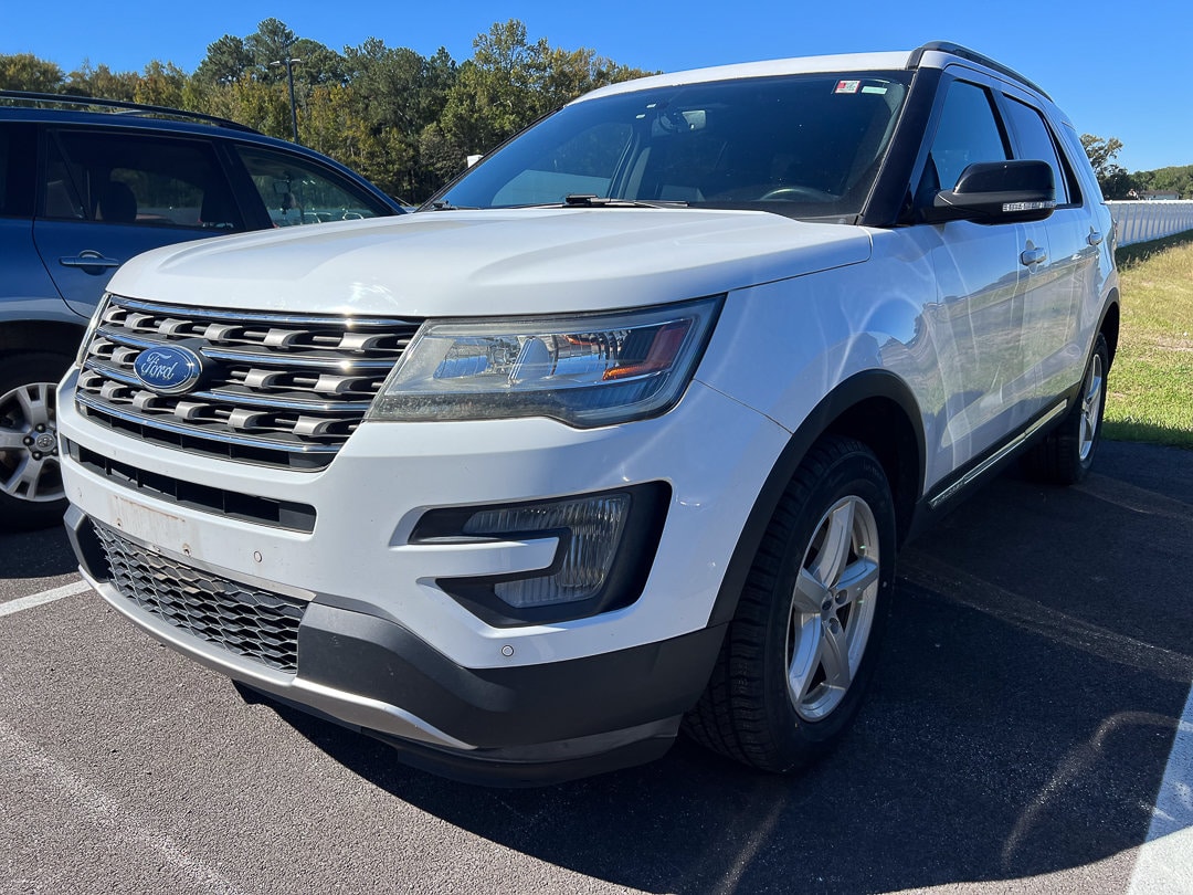 Used 2017 Ford Explorer XLT with VIN 1FM5K8D83HGD47898 for sale in Selbyville, DE