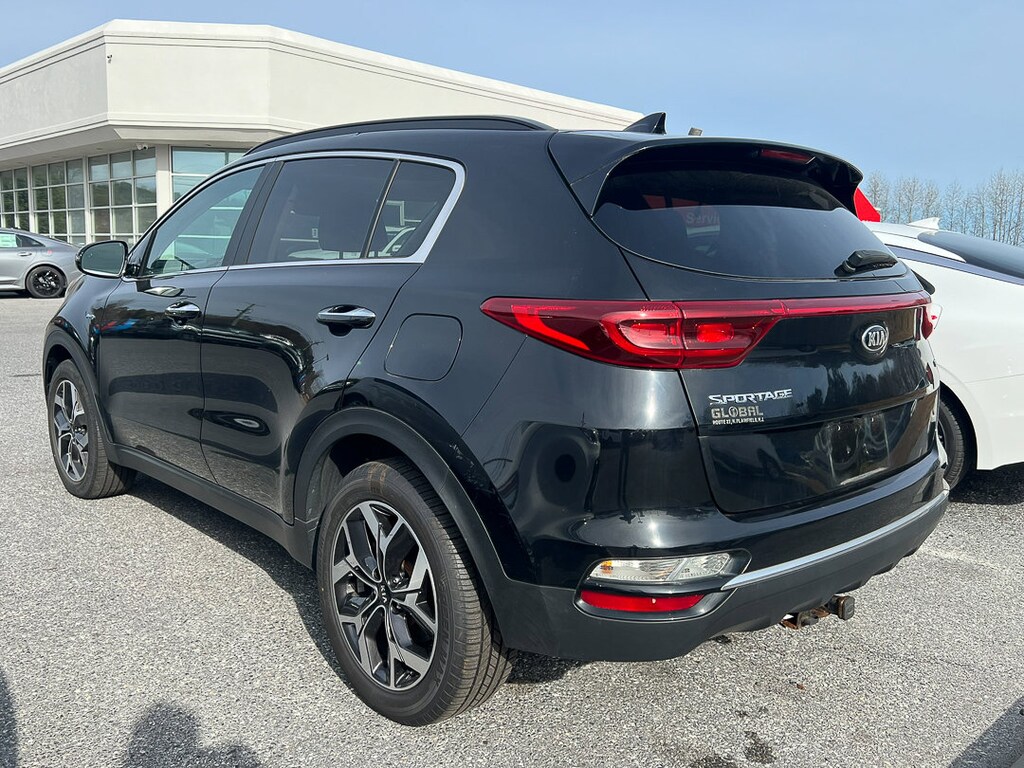 Used 2022 Kia Sportage EX SUV
