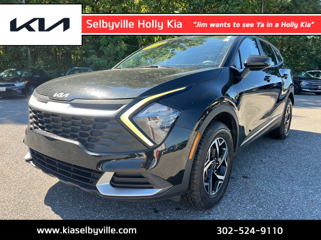 2023 Kia Sportage LX's photo