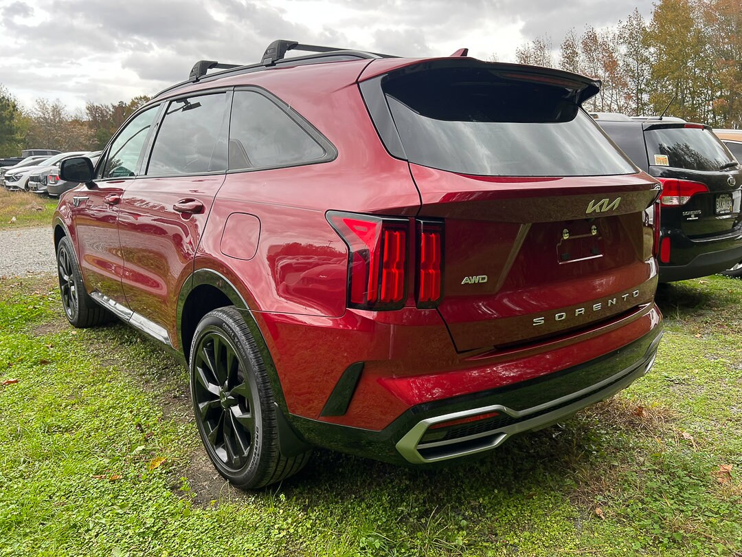2022 Kia Sorento SX photo 3