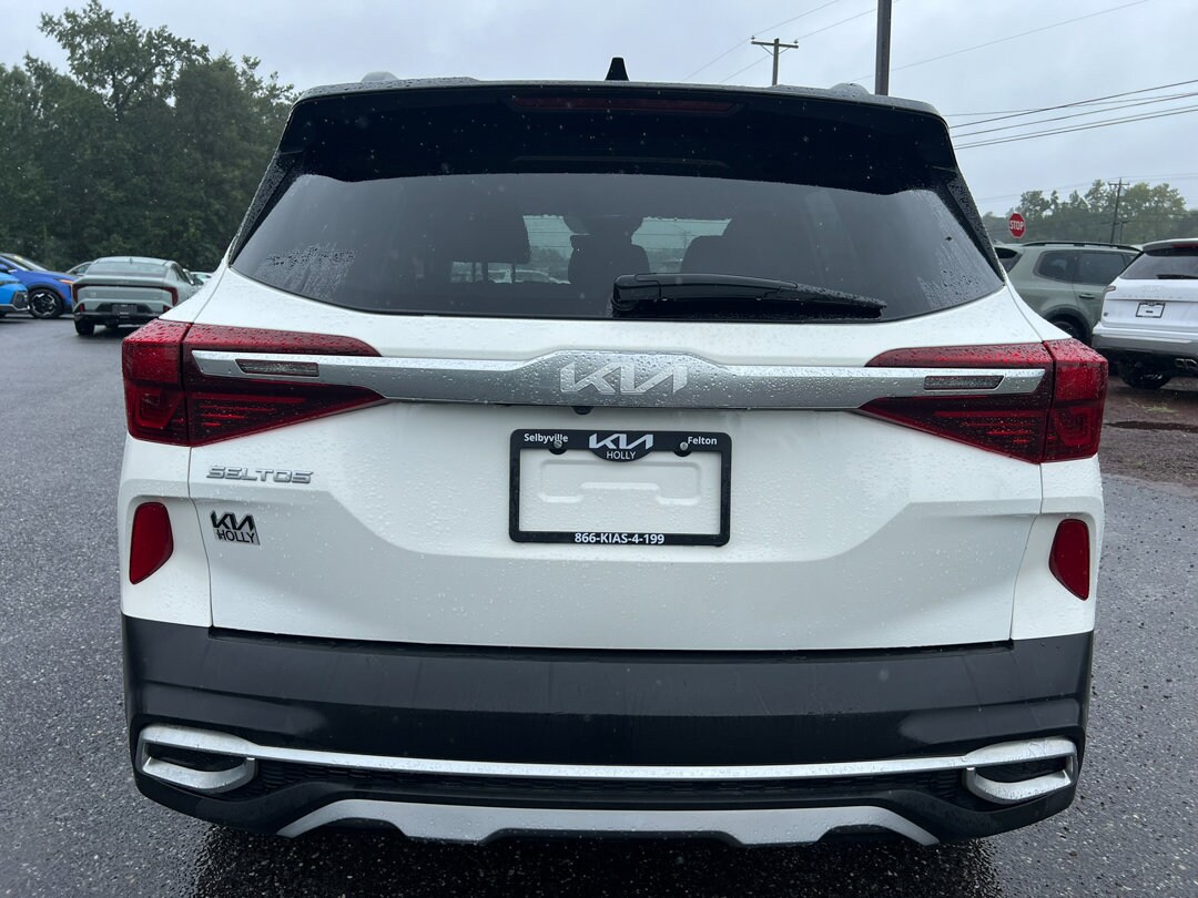 2023 Kia Seltos Nightfall Edition photo 3