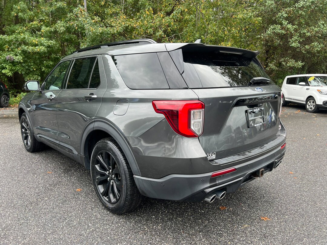 2020 Ford Explorer ST photo 2