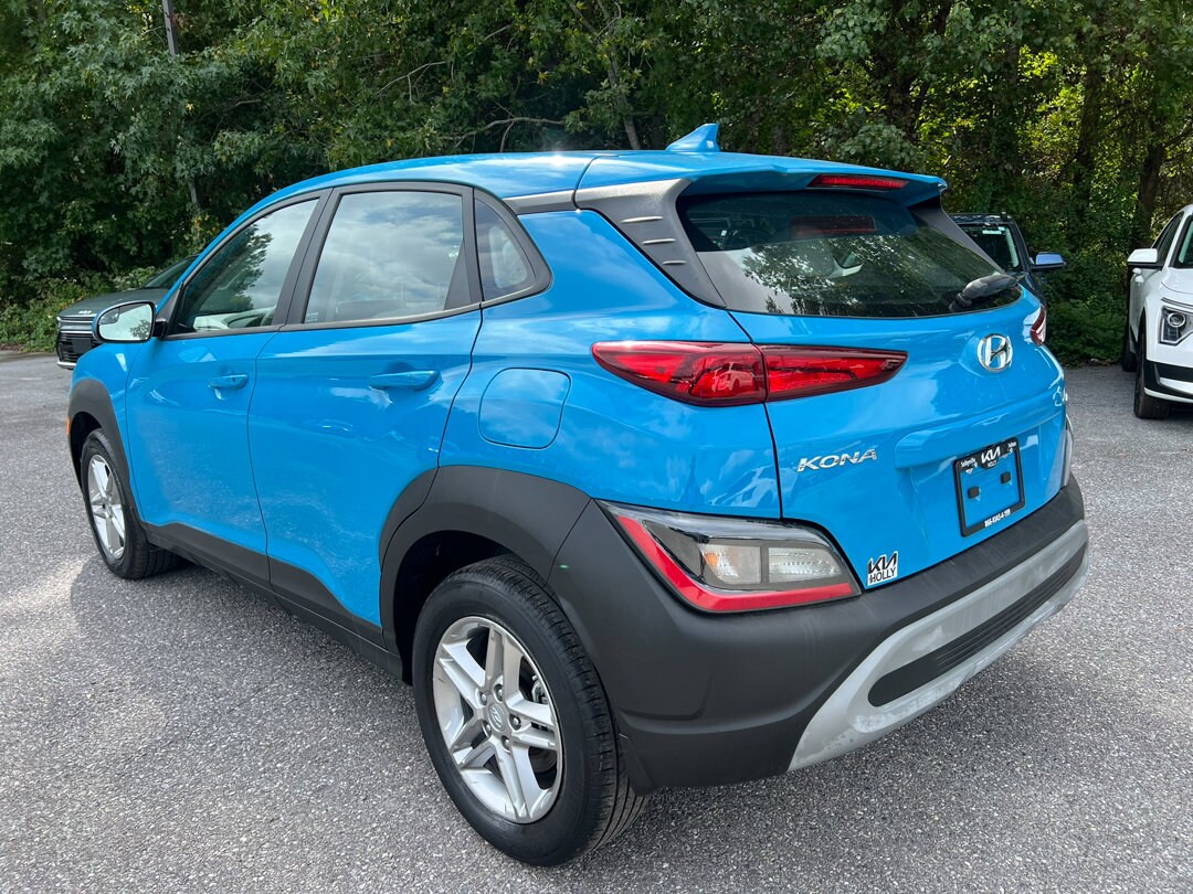 2022 Hyundai Kona SE photo 3