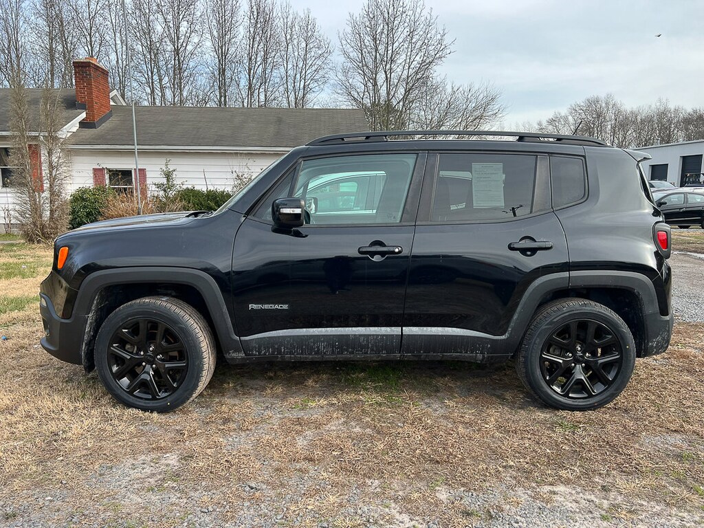 Used 2017 Jeep Renegade Latitude 4x4 SUV