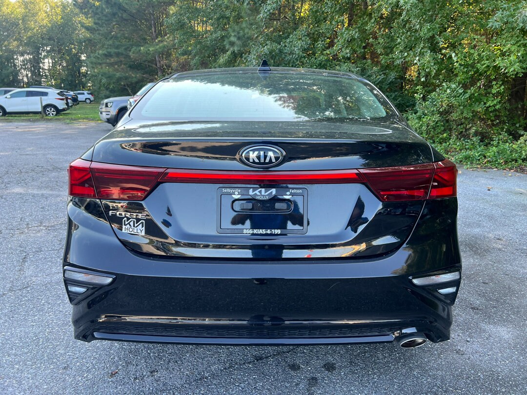 2021 Kia Forte LXS photo 4
