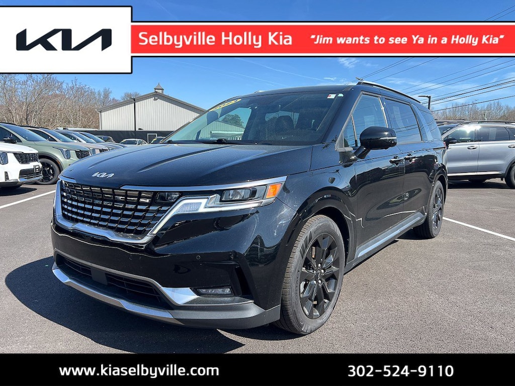 Used 2023 Kia Carnival SX MPV