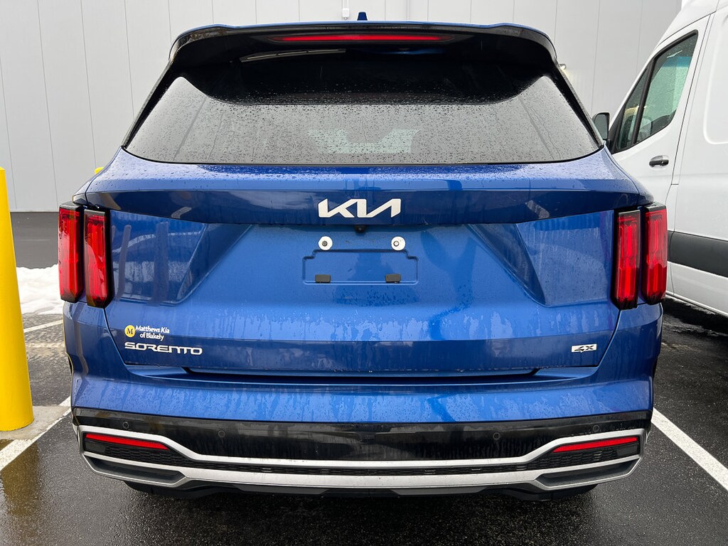Used 2023 Kia Sorento SX Prestige SUV