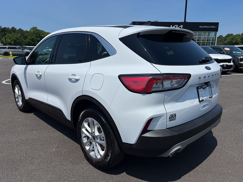 Used 2022 Ford Escape SE SUV