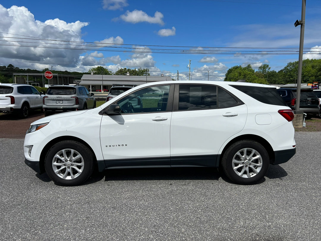 Used 2020 Chevrolet Equinox LS with VIN 3GNAXHEV3LS667975 for sale in Selbyville, DE