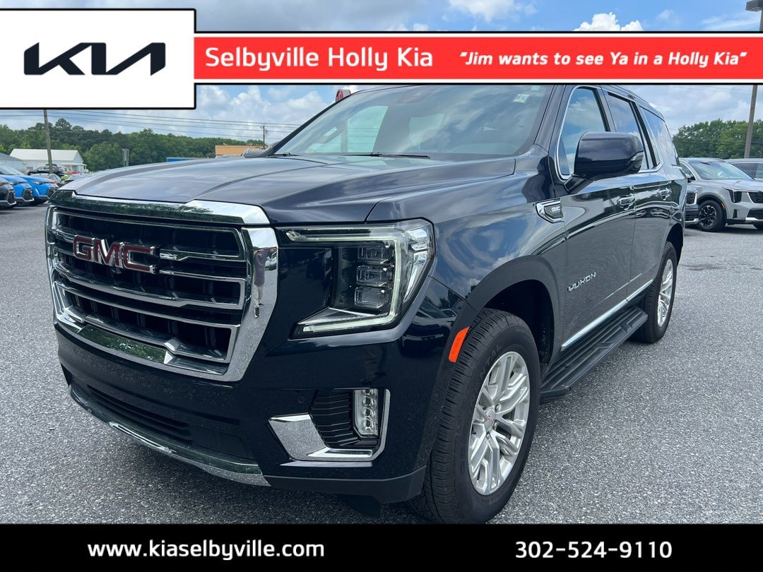 2024 GMC Yukon SLT's photo