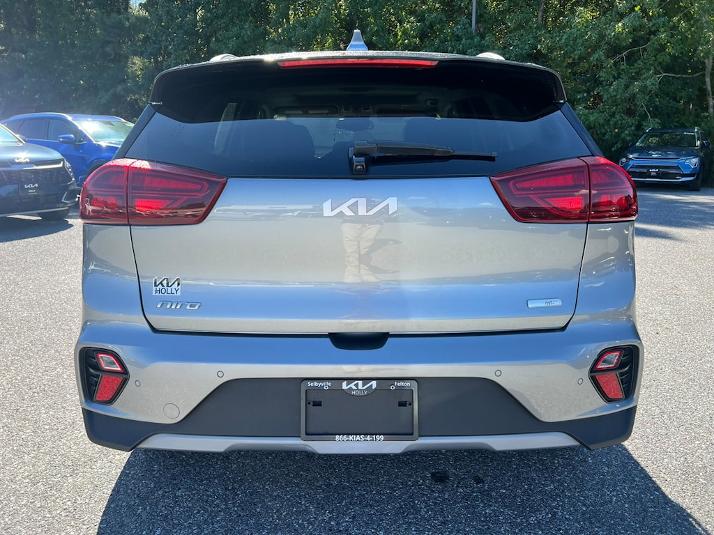 Used 2022 Kia Niro EX Premium SUV