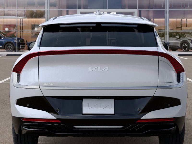 2025 Kia EV6 Wind - Photo 13