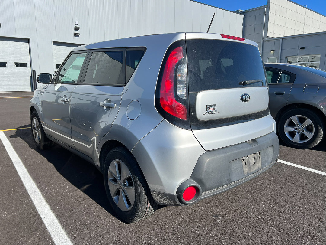 Used 2015 Kia Soul Base with VIN KNDJN2A2XF7767890 for sale in Selbyville, DE