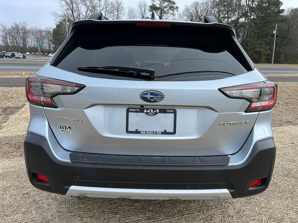 Used 2024 Subaru Outback Limited SUV