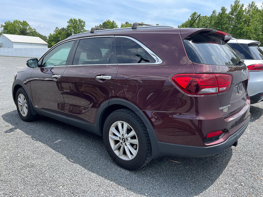 Used 2020 Kia Sorento LX with VIN 5XYPGDA37LG651828 for sale in Selbyville, DE
