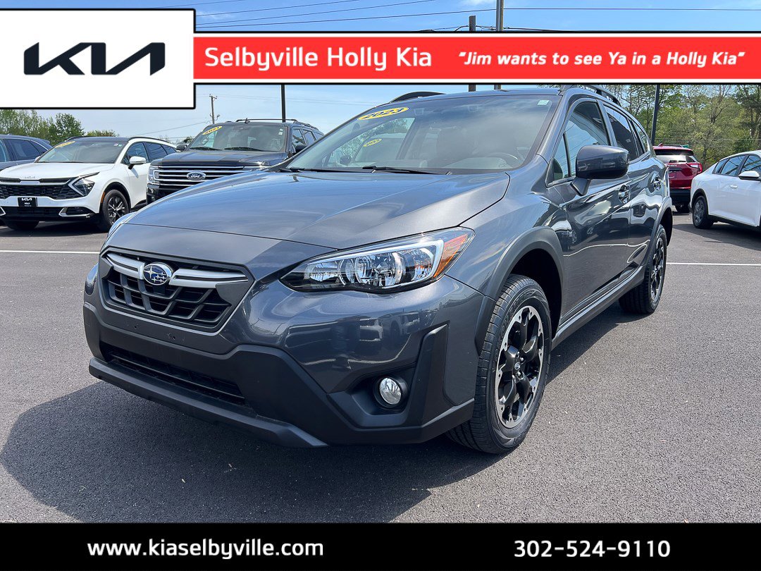 2023 Subaru Crosstrek Premium CVT's photo