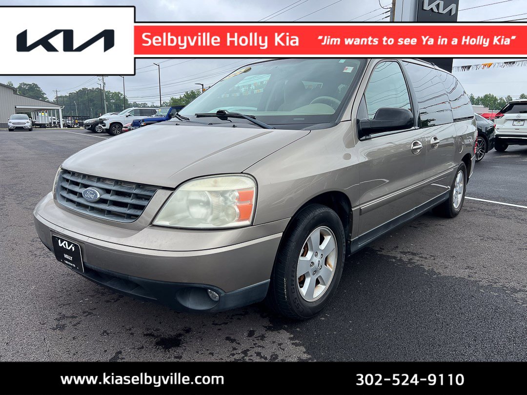 2004 Ford Freestar SES's photo