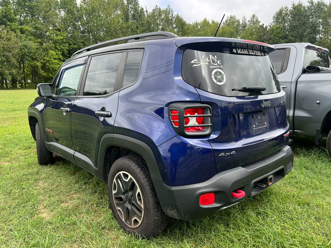 2017 Jeep Renegade Trailhawk photo 4