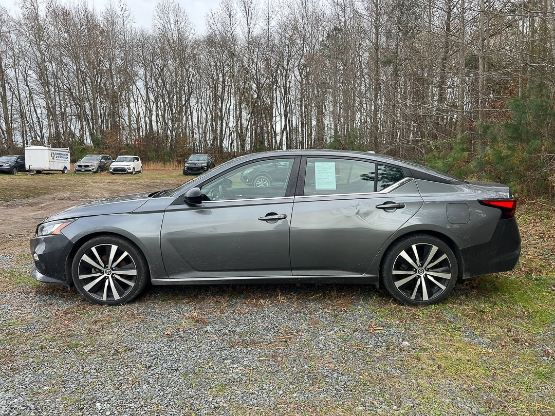 Used 2022 Nissan Altima SR with VIN 1N4BL4CV2NN398892 for sale in Selbyville, DE