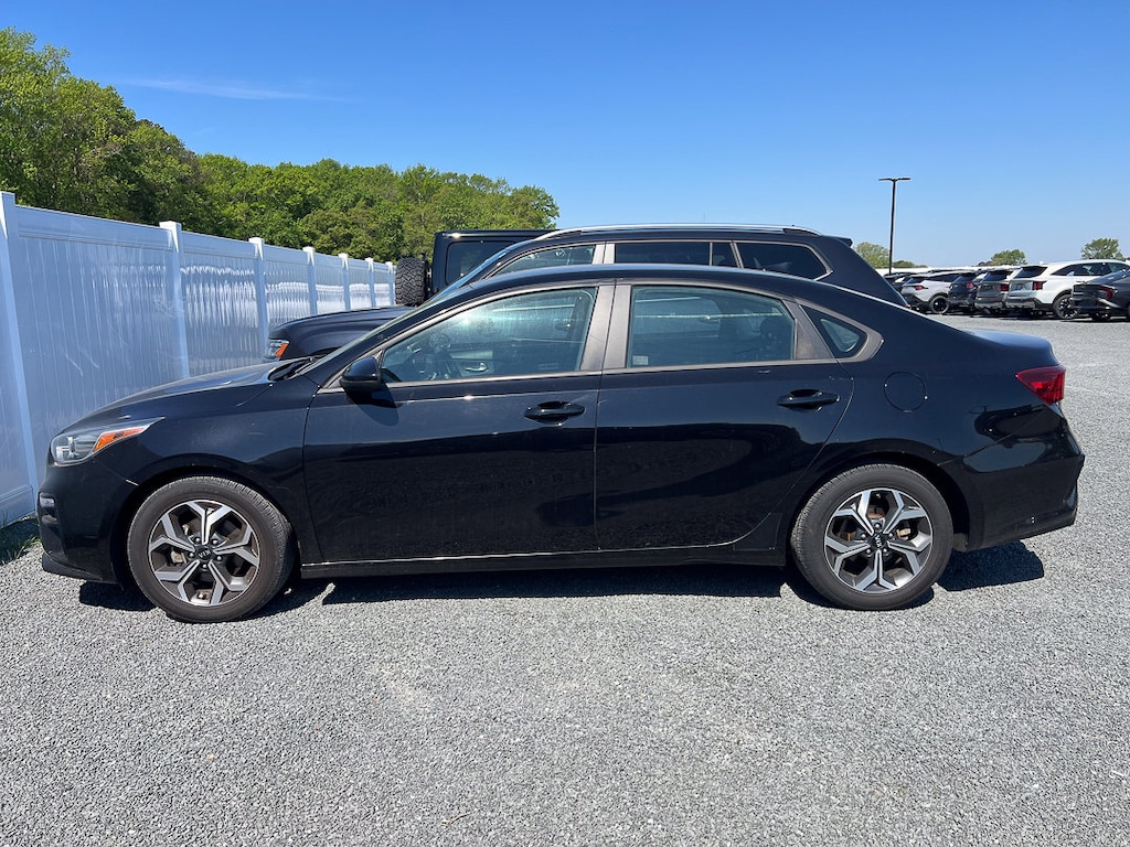 Used 2021 Kia Forte LXS Sedan