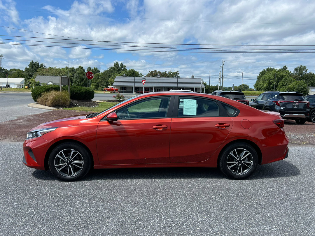 Used 2023 Kia Forte LXS with VIN 3KPF24AD3PE556057 for sale in Selbyville, DE