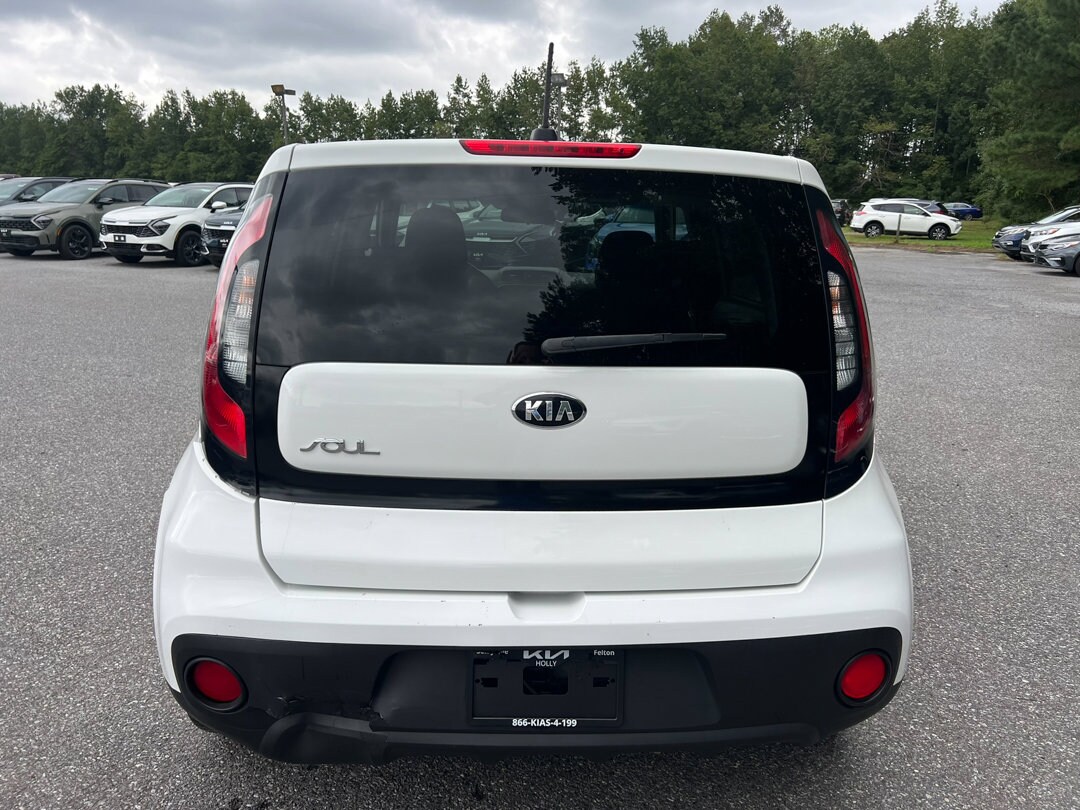 2018 Kia Soul Base photo 3