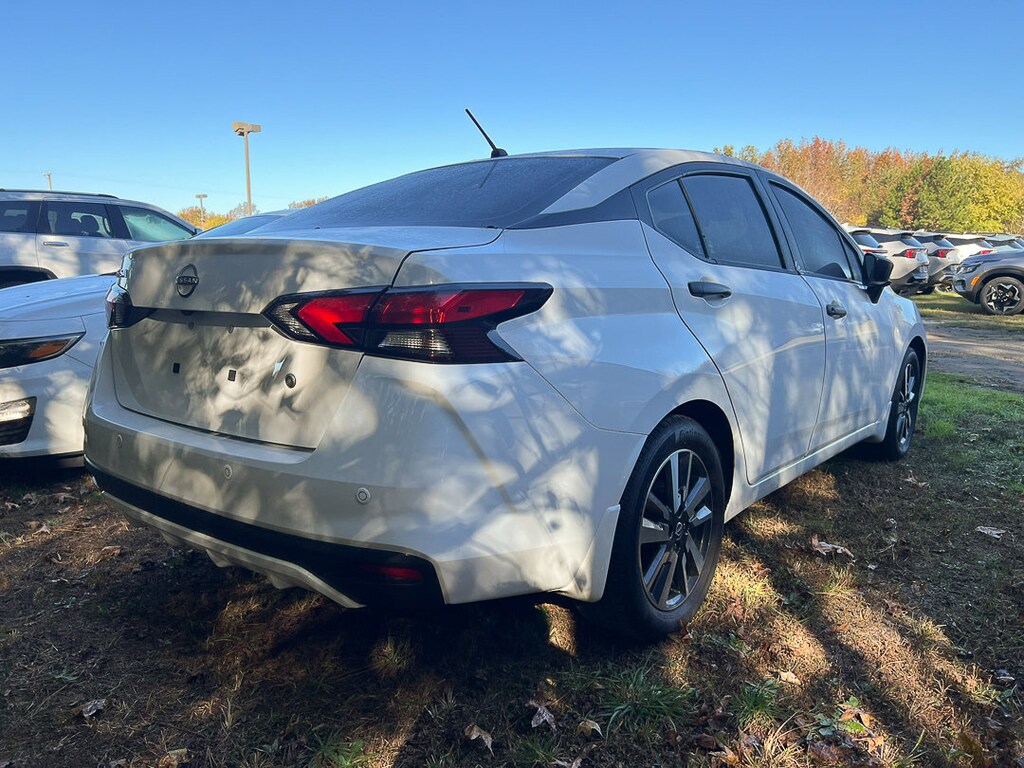 Used 2023 Nissan Versa 1.6 S Sedan