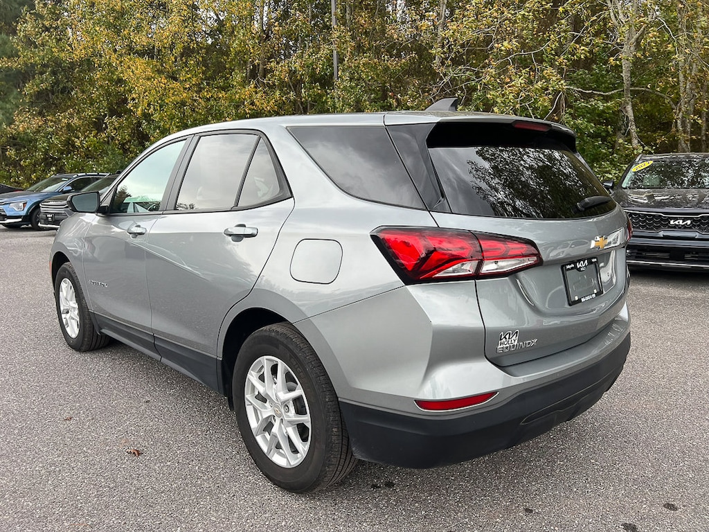 Used 2023 Chevrolet Equinox LS w/1LS SUV