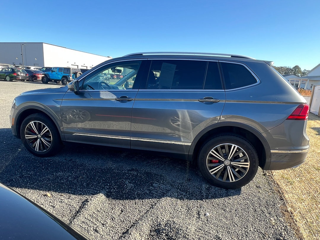 Used 2018 Volkswagen Tiguan SEL with VIN 3VV2B7AX0JM205776 for sale in Selbyville, DE