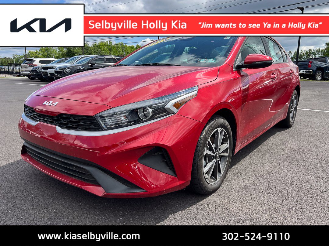 2024 Kia Forte LXS AT's photo