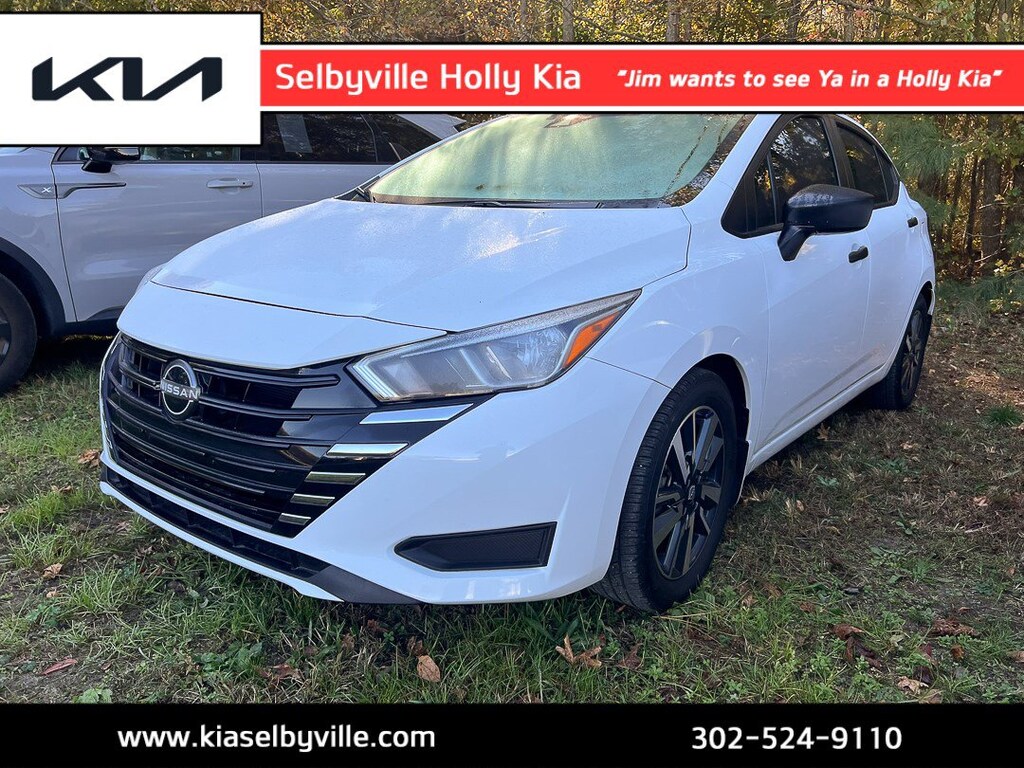 Used 2023 Nissan Versa 1.6 S Sedan