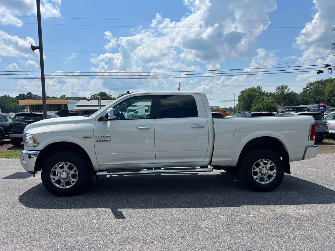 2018 Ram 2500 Laramie photo 2