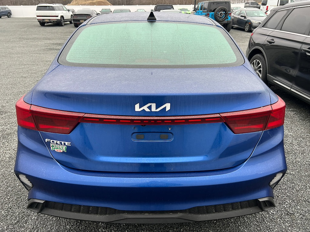 Used 2022 Kia Forte LXS Sedan