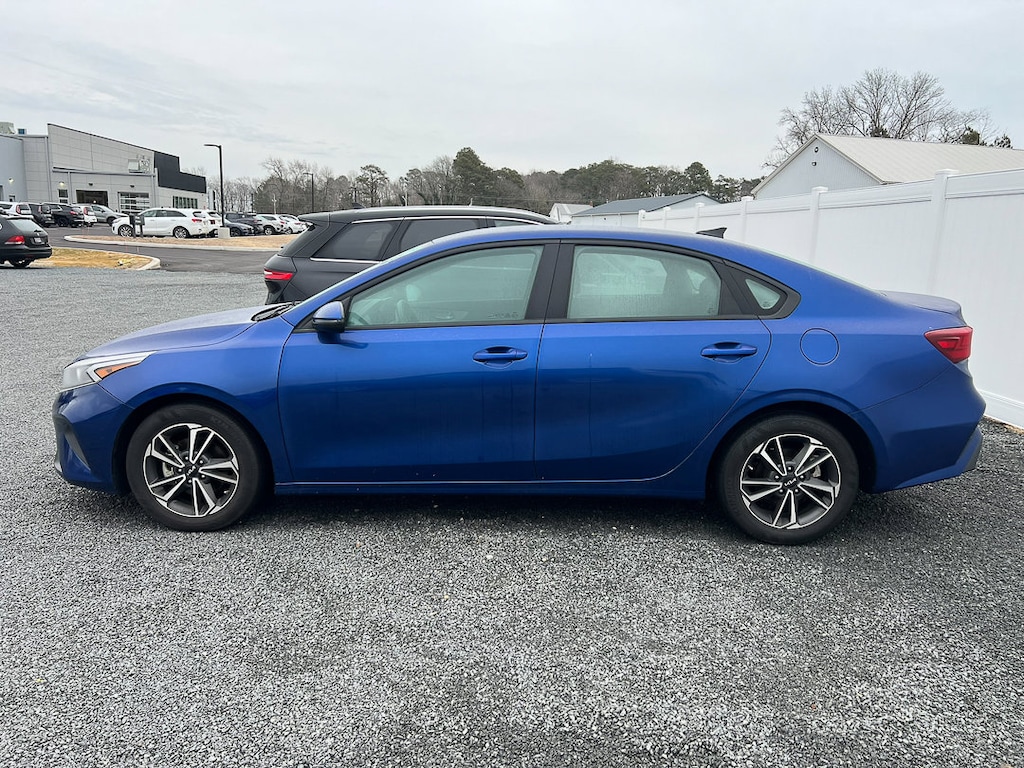 Used 2022 Kia Forte LXS Sedan
