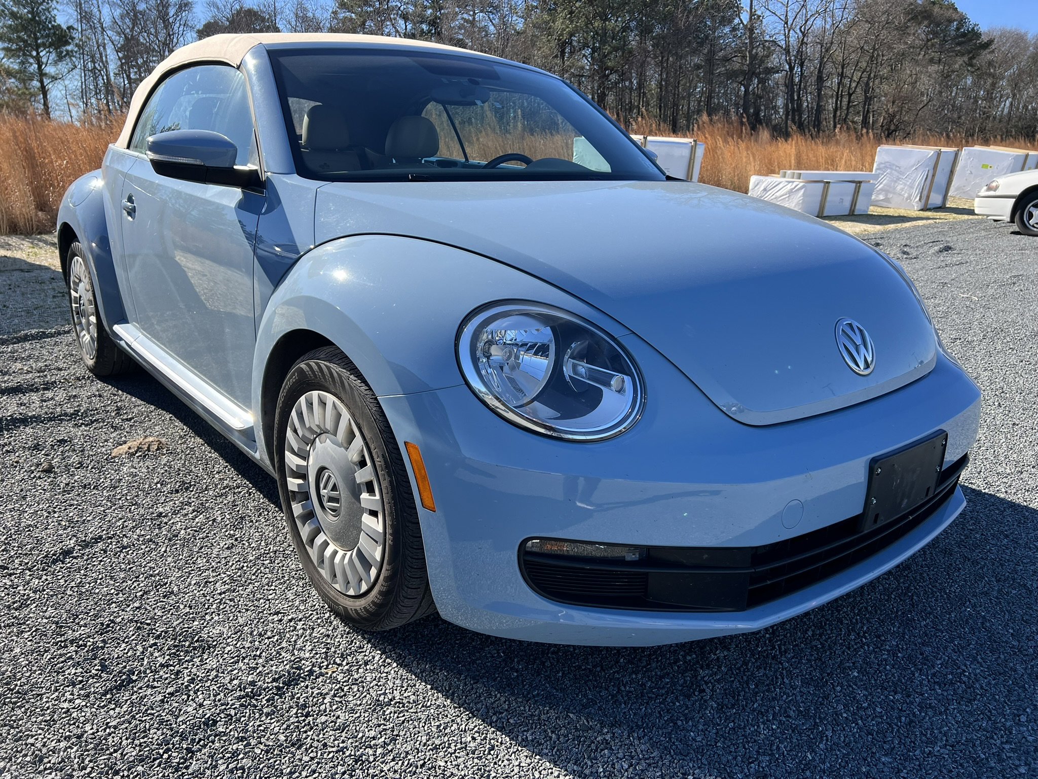 Used 2014 Volkswagen Beetle 2.5 with VIN 3VW5P7AT4EM800899 for sale in Selbyville, DE