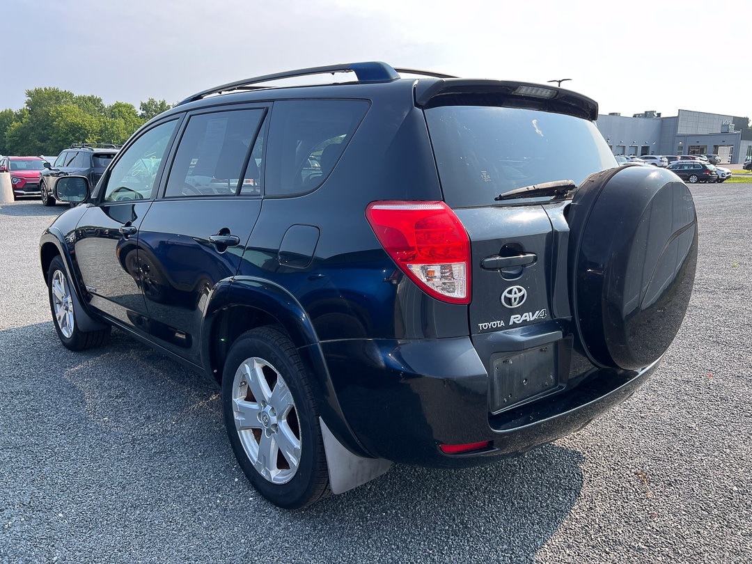 Used 2008 Toyota RAV4 Sport with VIN JTMBD32V186054990 for sale in Selbyville, DE