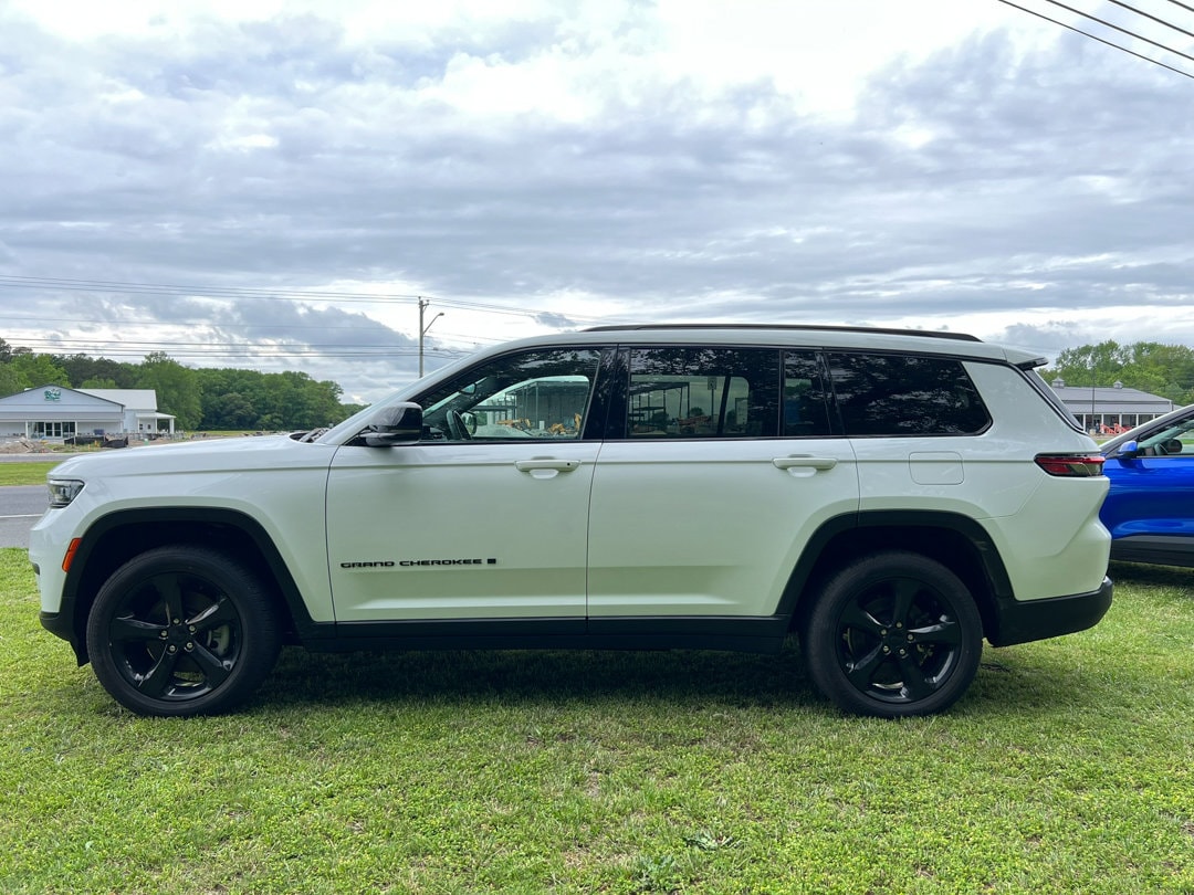 Used 2021 Jeep Grand Cherokee L Altitude with VIN 1C4RJKAG4M8161311 for sale in Selbyville, DE