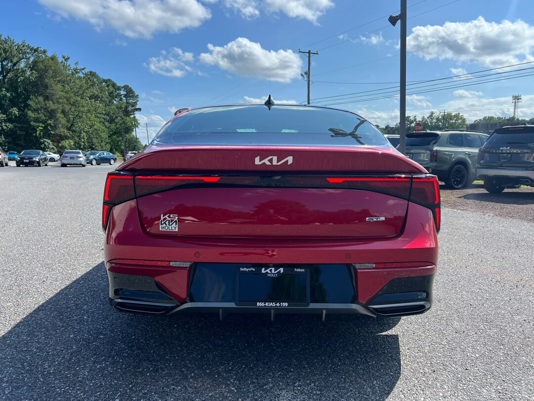 2025 Kia K5 GT-Line photo 4