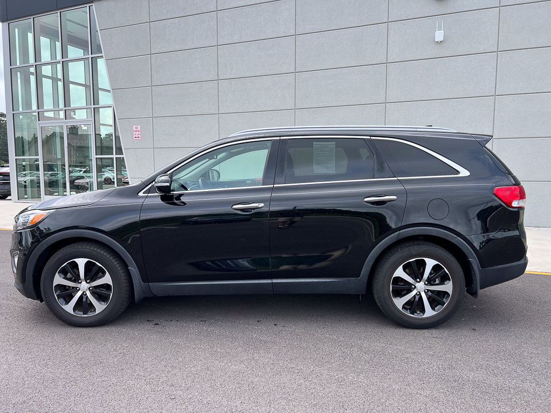 Used 2016 Kia Sorento EX with VIN 5XYPH4A55GG114329 for sale in Selbyville, DE