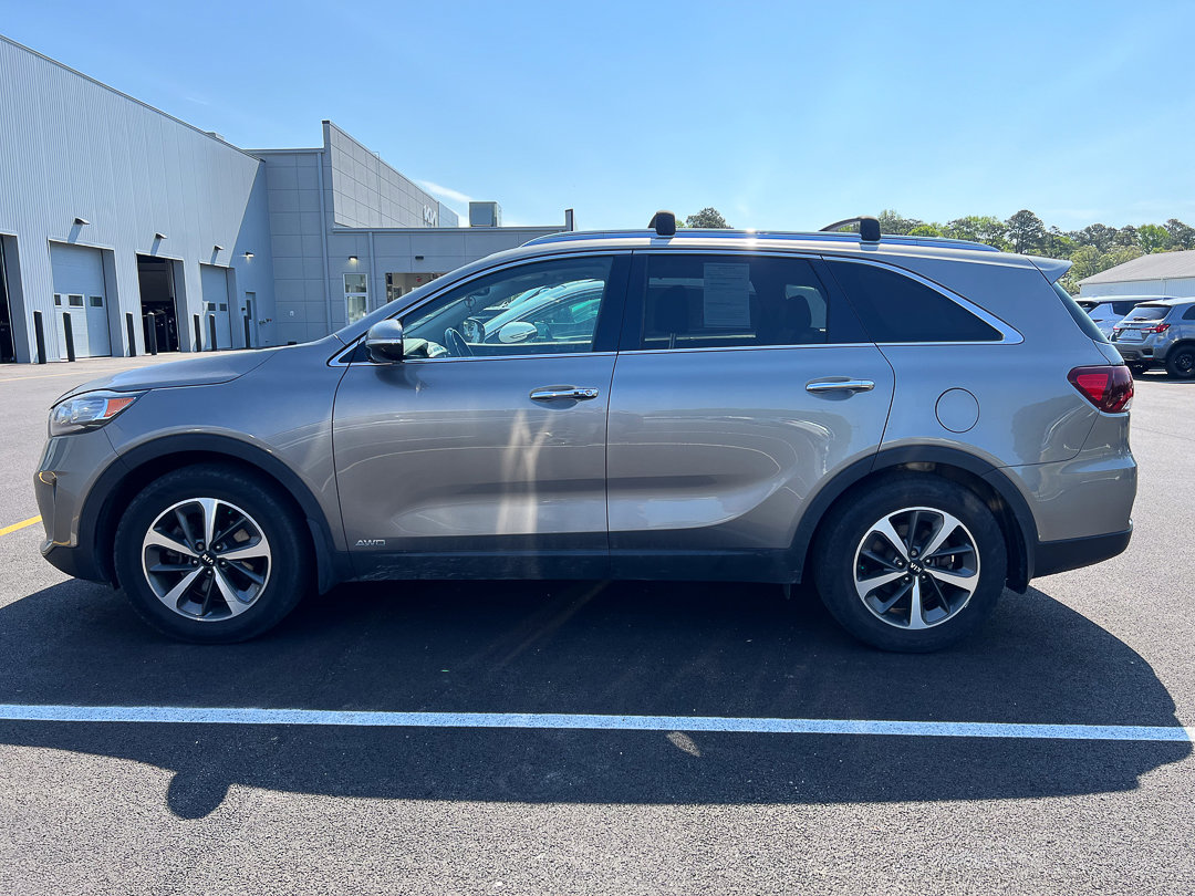 Used 2019 Kia Sorento EX with VIN 5XYPHDA58KG551976 for sale in Selbyville, DE