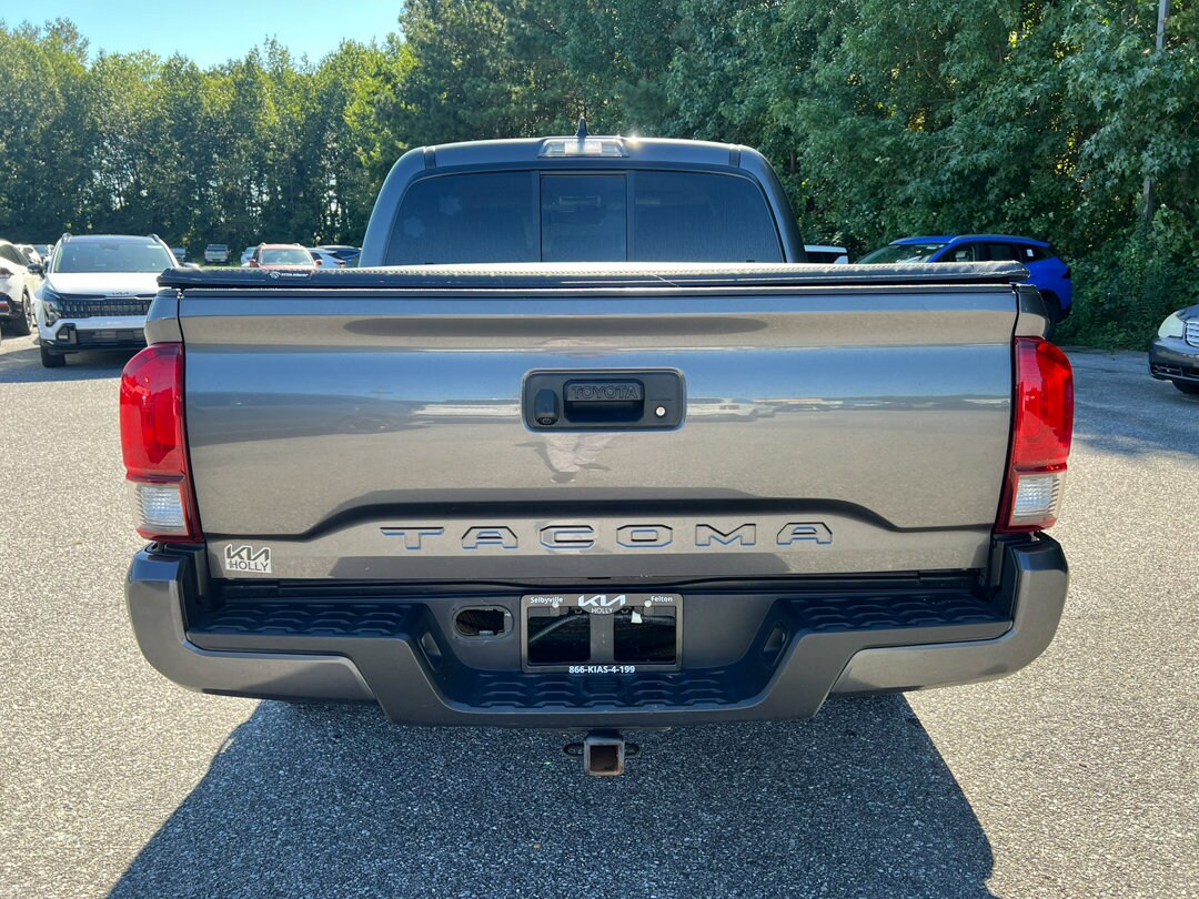 2022 Toyota Tacoma SR photo 4