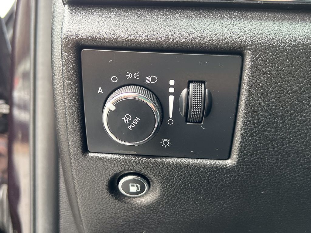 2021 Jeep Grand Cherokee Limited - Photo 19