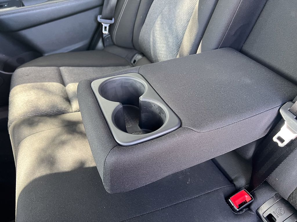 2024 Nissan Rogue SV - Photo 25