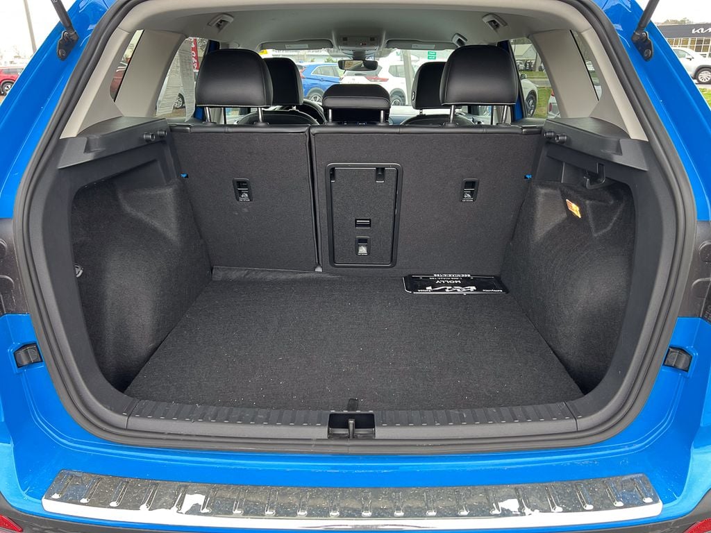 2023 Volkswagen Taos SE - Photo 6