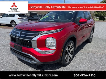 2025 Mitsubishi Outlander SE SUV