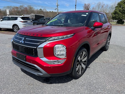 2025 Mitsubishi Outlander SE SUV