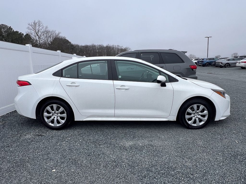Used 2024 Toyota Corolla LE Sedan